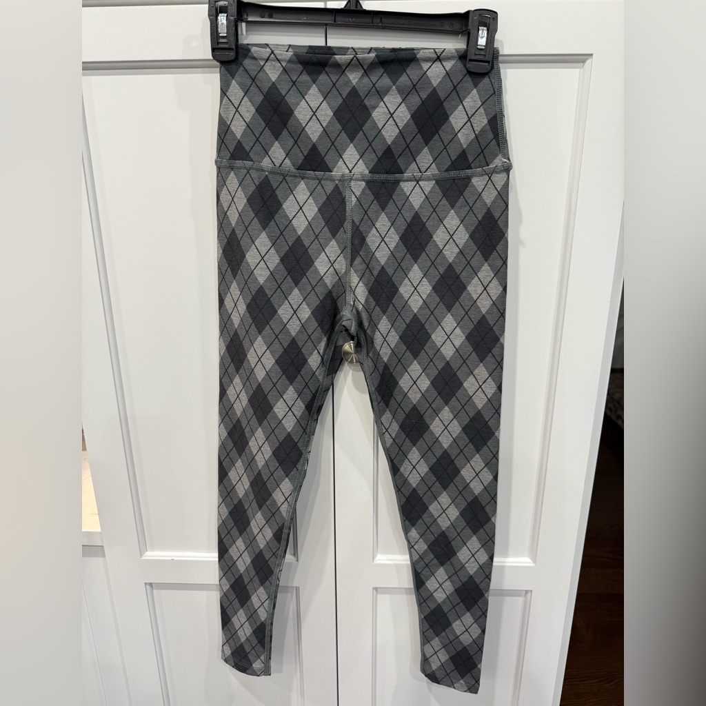 Beyond Yoga Softmark Midi Legging Womens M Gray Argyle Print High Rise New